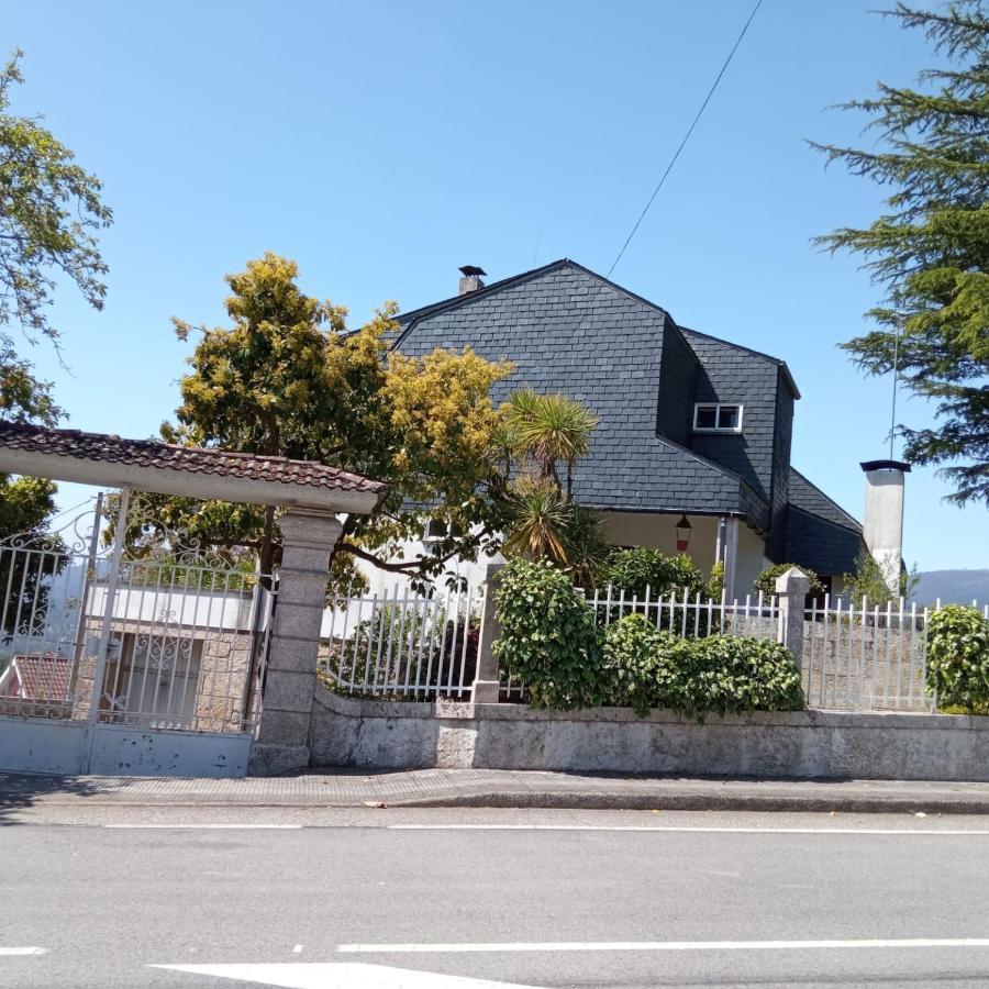 Casa Independiente Para Grandes Grupos Y Familias Valeixe Exterior photo